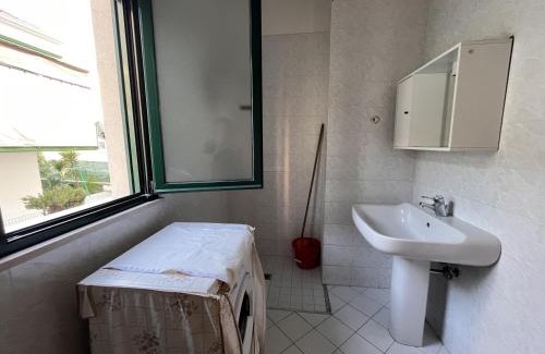 Cattolica Apartment | Beach Apartment Cattolica 2min to Beach AC w Parking - Il Lupo Affitta
