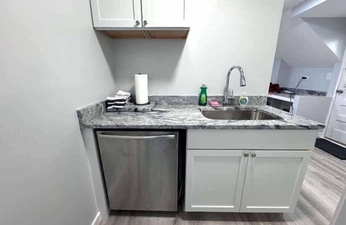 Milford Apartment | Beach Apartment in Woodmont Milford