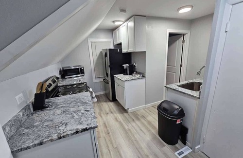 Milford Apartment | Beach Apartment in Woodmont Milford