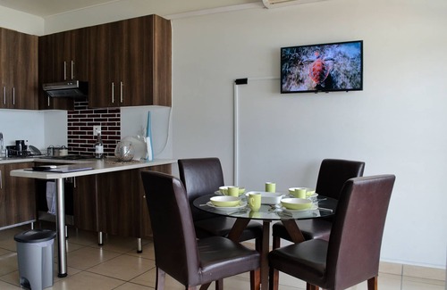Umdloti Apartment | Beach apartment with breathtaking ocean views.