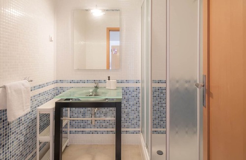 Porto de Mos Apartment | Beach Apartment with Pool in Porto de Mos, Lagos by Ideal Homes