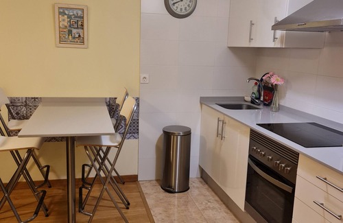 Fazouro Apartment | Beach apartment with terrace, pool and garage
