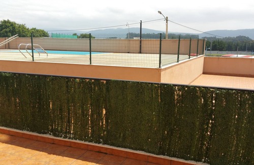 Fazouro Apartment | Beach apartment with terrace, pool and garage