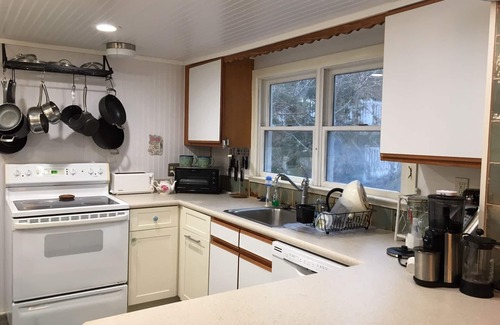 Harvey Cedars House | Beach apt., close to water, close to town. Fall '25 ready 4 you. 2month minimum