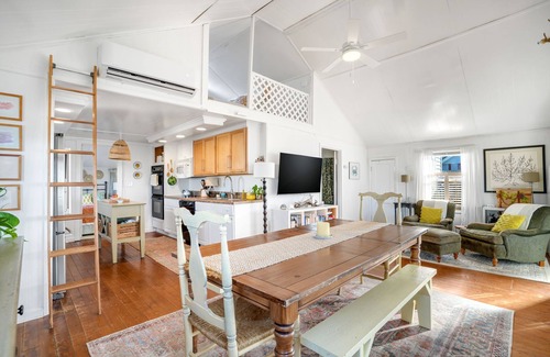 Birdsnest Cottage | Beach Bettie's - Serene, charming cottage located on the Chesapeake Bay!