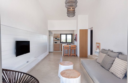 Halkidiki Apartment | Beach Bird Swallow 65m2 in front of sea Chalkidiki Greece