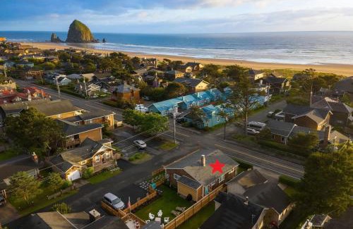 Downtown Cannon Beach House | Beach Blessing