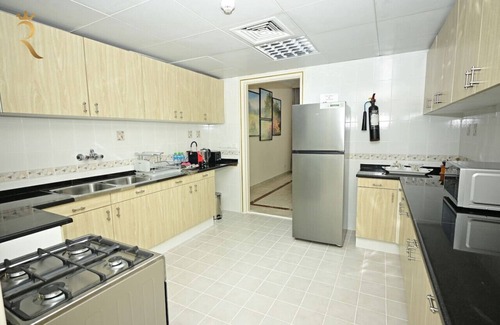 Abu Dhabi City Center Apartment | Beach bliss 3BR apartment Corniche