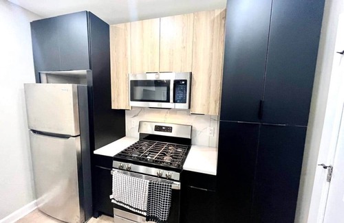 Atlantic City Apartment | Beach block 1bedroom , kitchen. B2