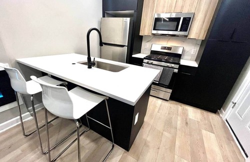 Atlantic City Apartment | Beach block 1bedroom , kitchen. B2