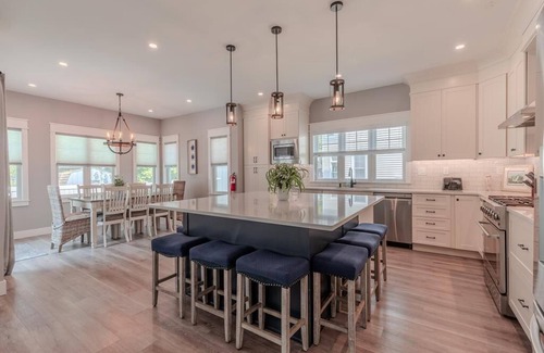 Town Bank House | Beach Block Brand New 4 Bed/3 Bath Home with Pool