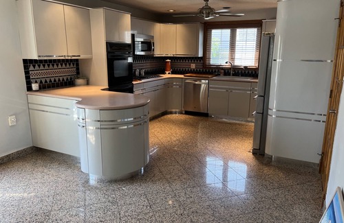 A-Zone House | Beach block single family home 5 minute walking distance to the beach. Pets ok