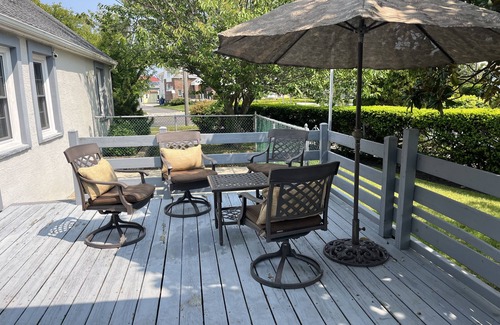 A-Zone House | Beach block single family home 5 minute walking distance to the beach. Pets ok