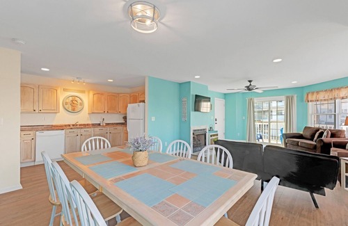 Cape May - Wildwood Condo | Beach Block - steps away from Beach and Boardwalk