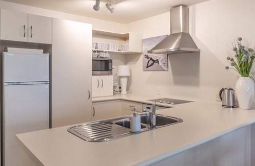 Mount Maunganui Apartment | Beach Break Escape at the base of Mt Maunganui