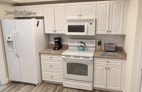 New Smyrna Beach Condo | Beach Breeze - Oceanwalk Resort 14-206
