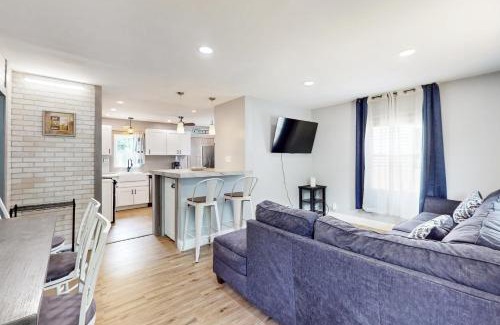 Michigan City House | Beach Bungalow Getaway
