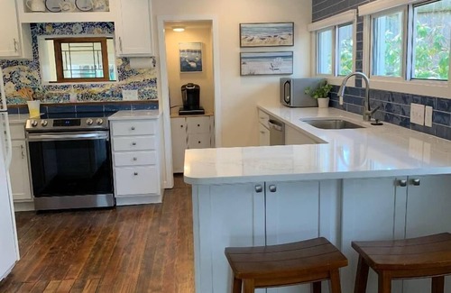 Beachwood-Bluffton House | Beach Bungalow in Historic Bluffton between the lakes