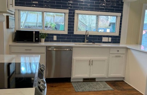 Beachwood-Bluffton House | Beach Bungalow in Historic Bluffton between the lakes
