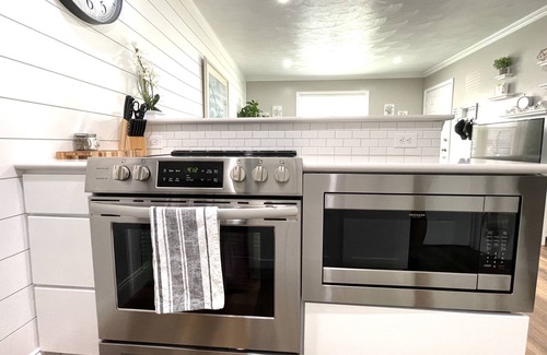 Northeast Virginia Beach Condo | Beach Bungalow on the Boardwalk