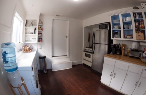 Hermosa Beach Apartment | Beach Bungalow - Only steps from the beach, bars and entertainment.