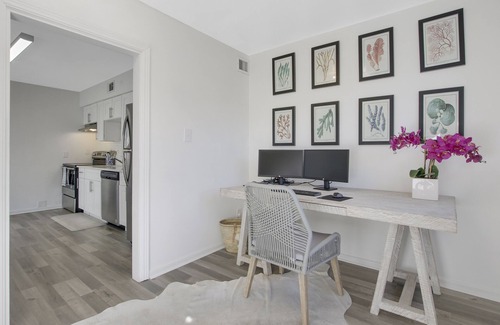 Riviera Beach House | Beach Bungalow Close to Renown Snorkeling
