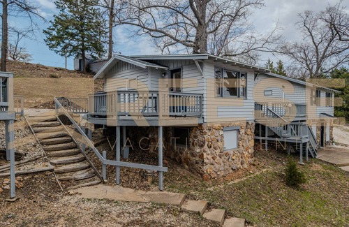 Lake Ozark Cabin | Beach Cabin #2, Private/Shared Beach - Cabin #2