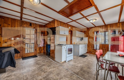 Lake Ozark Cabin | Beach Cabin #5, Private/Shared Beach - Cabin #5