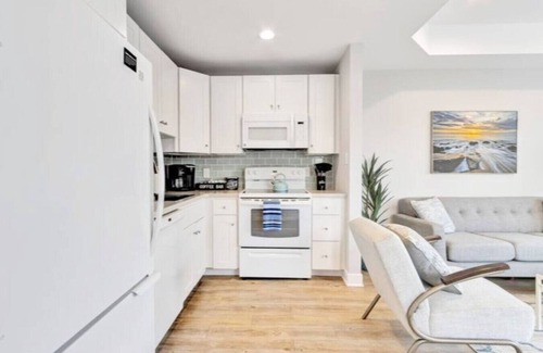 Lewes Condo | Beach Camp * Free Bikes * Top Restaurants