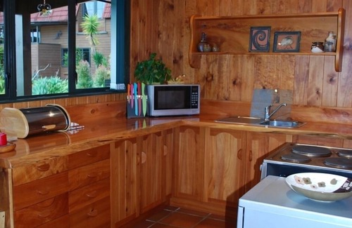 Kaeo Ski Chalet | Beach Chalet C - Whangaroa