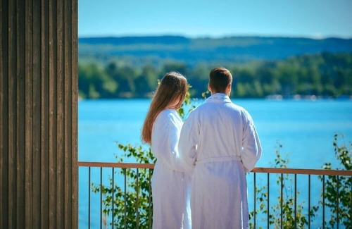 Steinberg am See Apartment | Beach chalet with whirlpool