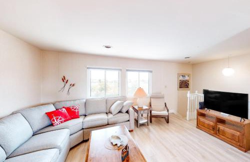 North Ocean City Apartment | Beach Club Unit D