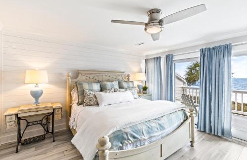 Isle of Palms Apartment | Beach Club Villa 32 - Newly Renovated! Direct Oceanfront