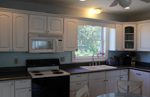 Westerly House | Beach Cottage 1 Mile From Weekapaug & Misquamicut