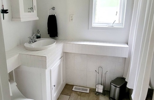 Hastings Highlands House | Beach Cottage and Nature Lovers Delight