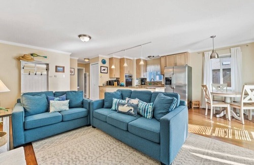 Rio del Mar House | Beach Cottage Just Steps From the Sand,