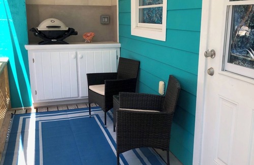 Great Guana Cay Cottage | Beach Cottage NAUTI MERMAID-Generator-Steps from beach - walk to everything!