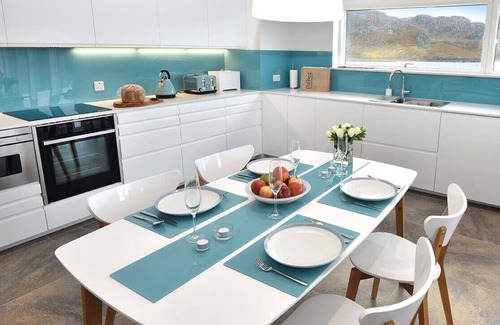 Arnol Cottage | BEACH COTTAGE, romantic, luxury holiday cottage in Dalbeg
