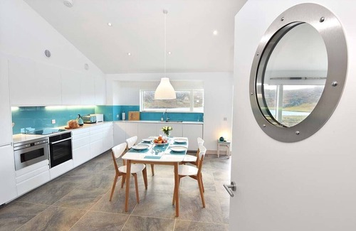 Arnol Cottage | BEACH COTTAGE, romantic, luxury holiday cottage in Dalbeg