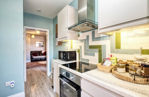 Margate Apartment | Beach, Dreamland, Restaurants Nearby- Sunny Garden