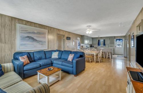 Cherry Grove Beach House | Beach Dreams - 3rd Row - Cherry Grove Section