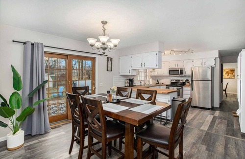 Bridgman House | Beach & Dunes Escape w/Hot Tub & Games Sleeps 13