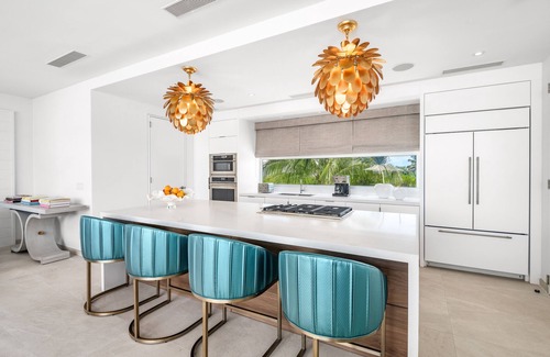 Leeward Settlement Apartment | Beach Enclave