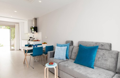 Playa del Aguila Cottage | Beachfront Playa del Aguila by VillaGranCanaria