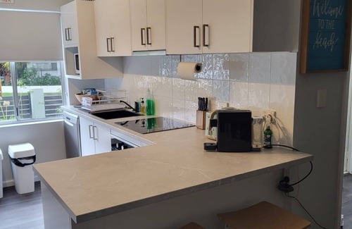 Wollongong CBD Apartment | Beach Escape - family & pet friendly!