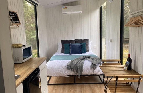 Falls Creek House | Beach Farm Retreat at Jervis Bay