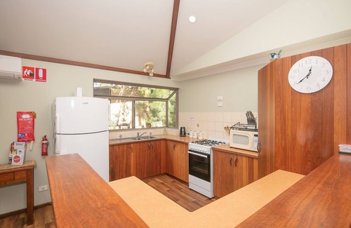 Denmark House | Beach, forest, wineries, town . Family, pet friendly, or romantic interlude.