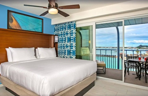 Simpson Bay Resort | Beach front 1 bedroom apartment overlooking Simpson Bay (Feb.13-20, 2021)
