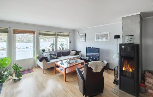 Steinsland Apartment | Beach Front Apartment In Steinsland