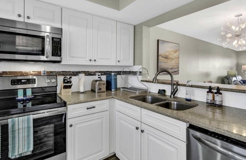 Hutchinson Island South Condo | Beach Front Beauty